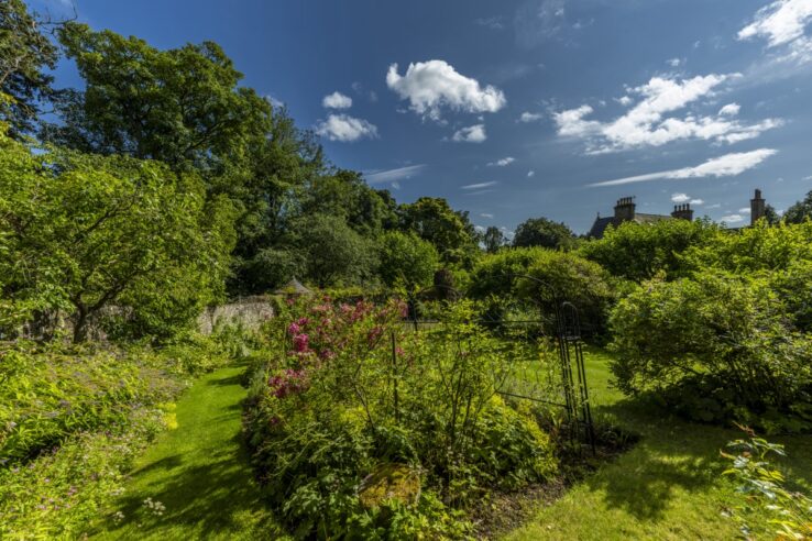 Daluaine Manse & Gardens, Rhynie